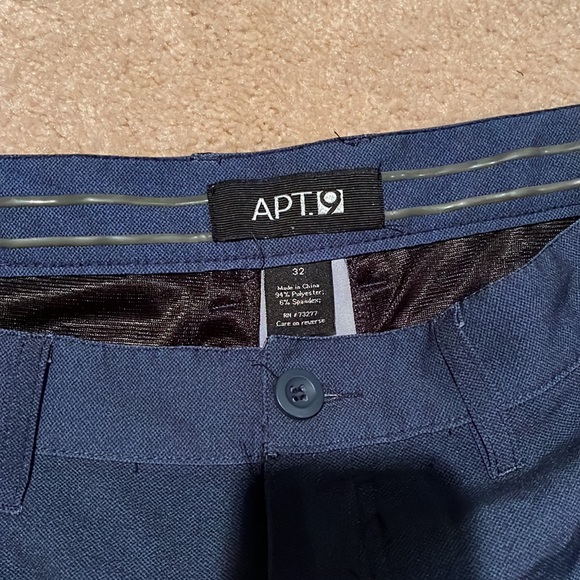 APT. 9 Shorts - Picture 3 of 3